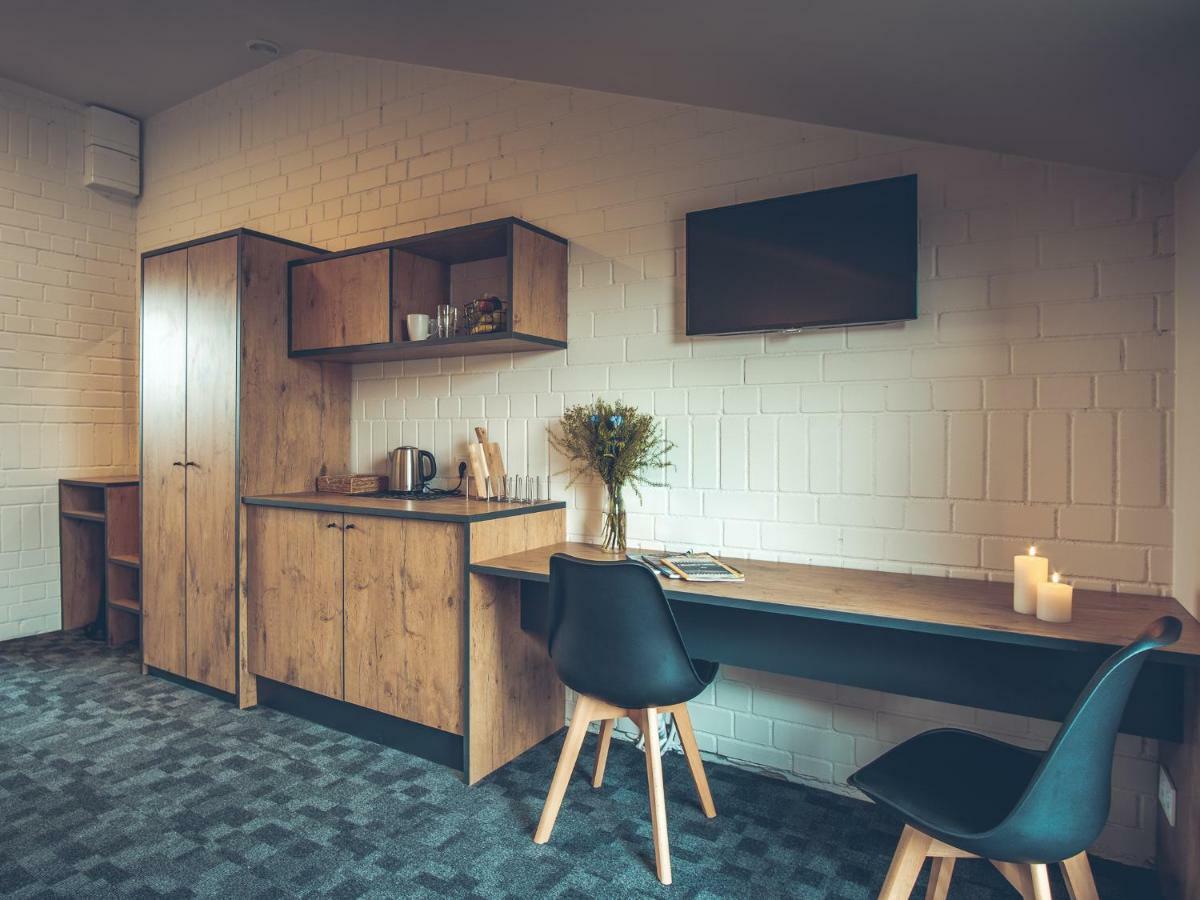 Self Check-In Hotel Railway Apartments Vilnius Room photo