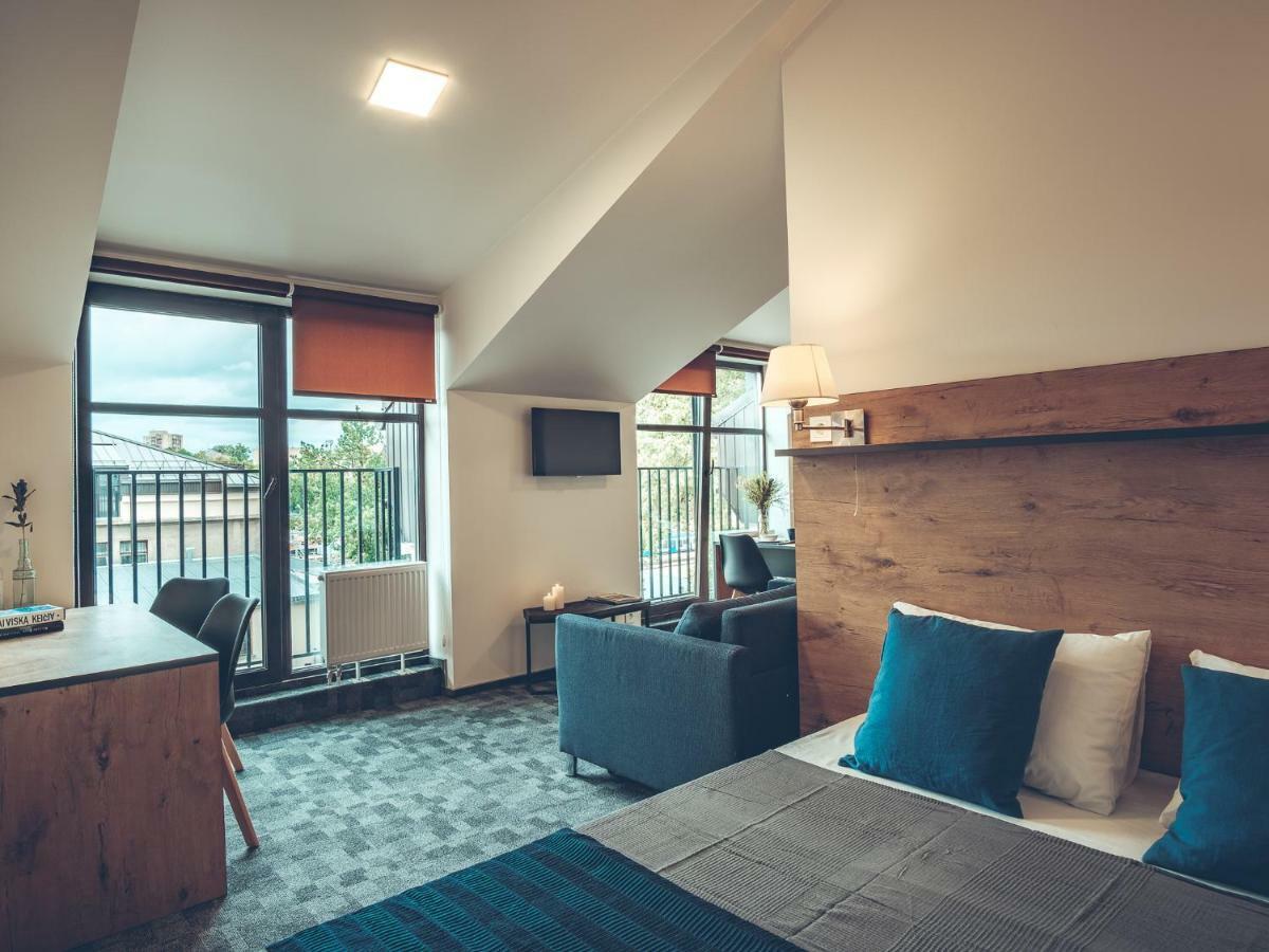 Self Check-In Hotel Railway Apartments Vilnius Room photo