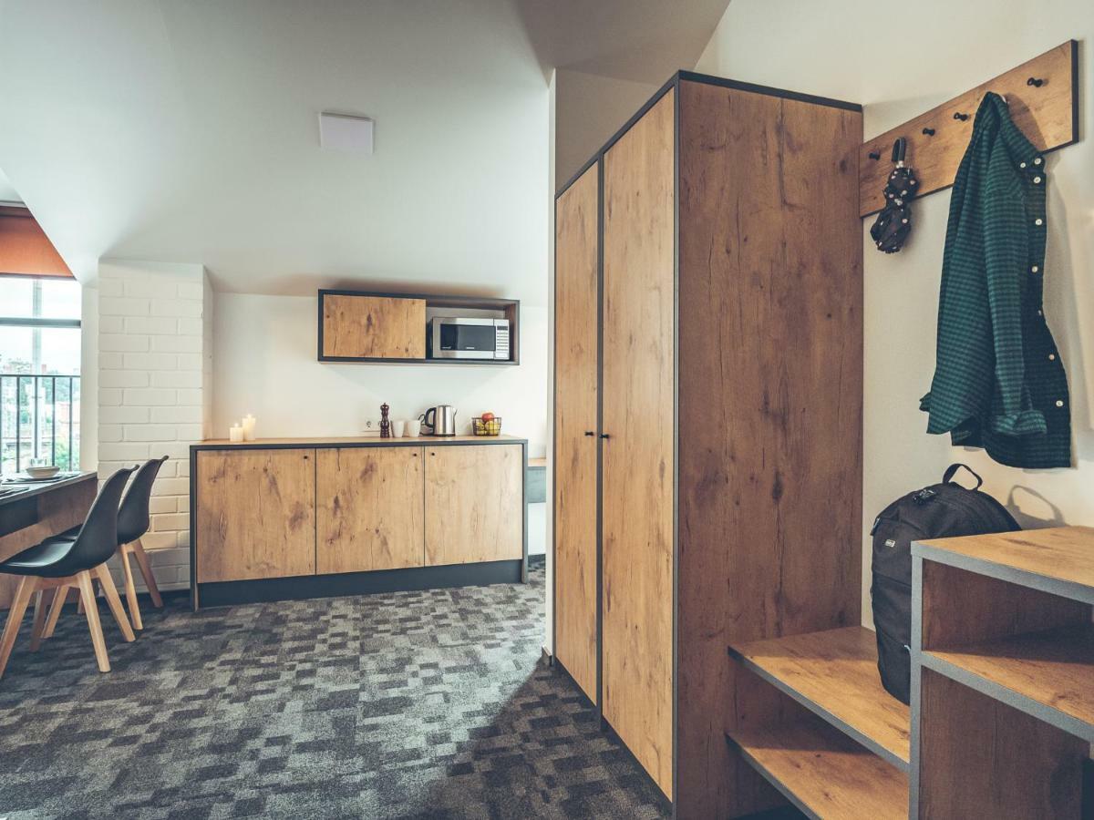 Self Check-In Hotel Railway Apartments Vilnius Exterior photo